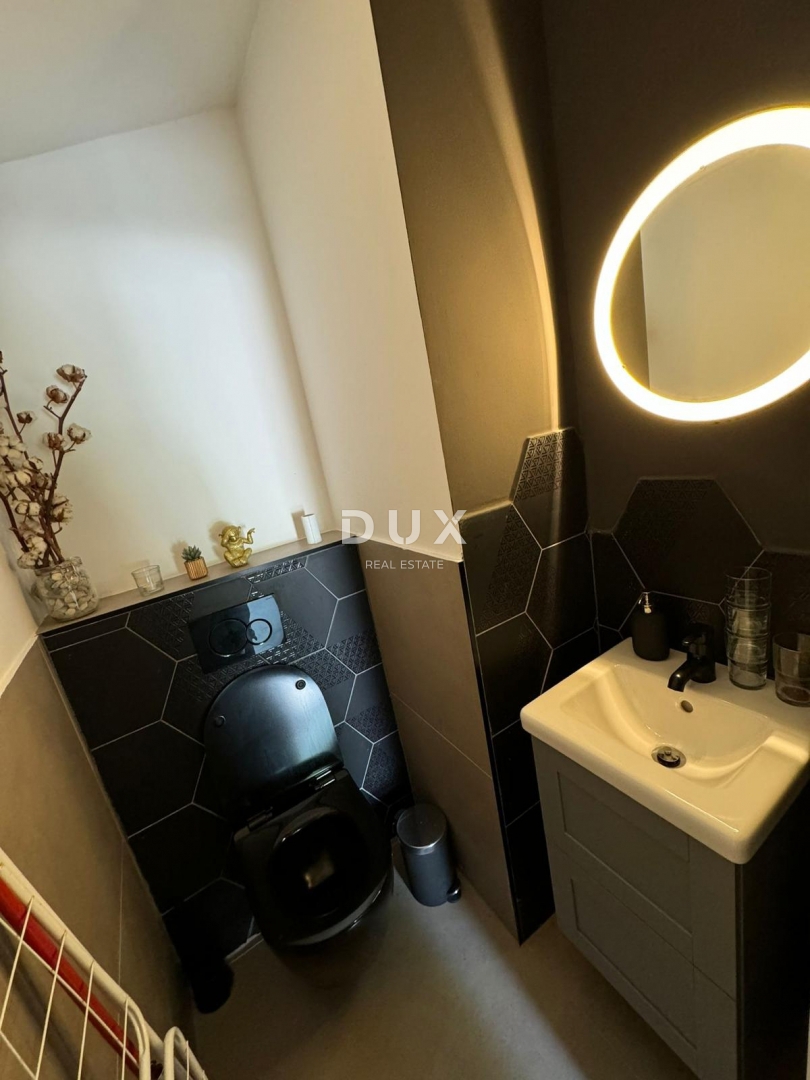 RIJEKA, KOSTRENA - casa moderna con vista panoramica, garage e spazio commerciale, a 500 m dal mare