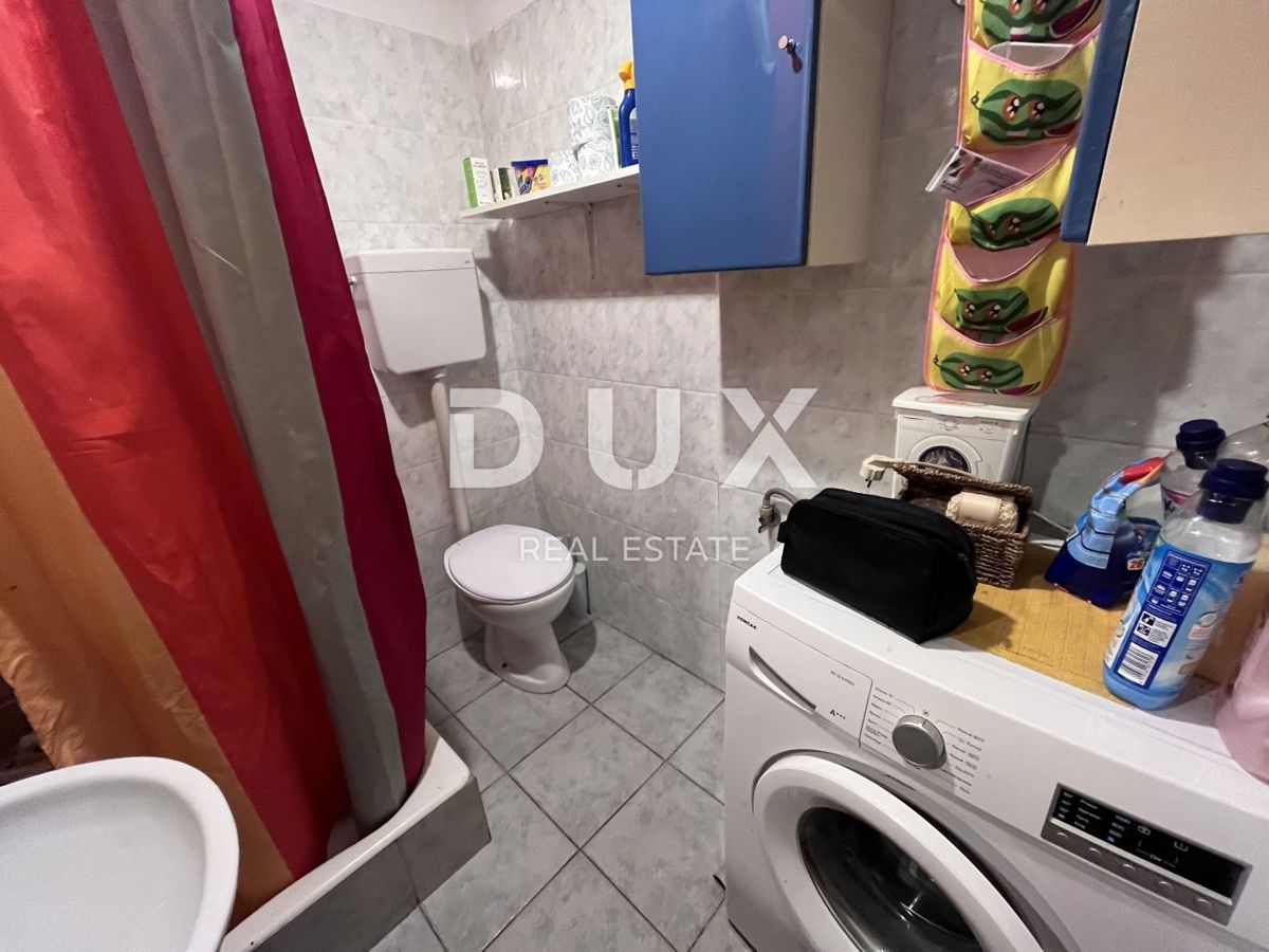 RIJEKA, SRDOČI, CENTRO - casa indipendente con 3 appartamenti + edificio ausiliario + giardino! OPPORTUNITÀ! URGENTE!