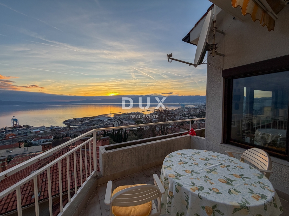 RIJEKA, TRSAT - piano di una casa privata con una splendida vista sul mare, posizione privilegiata sopra il centro di Rijeka