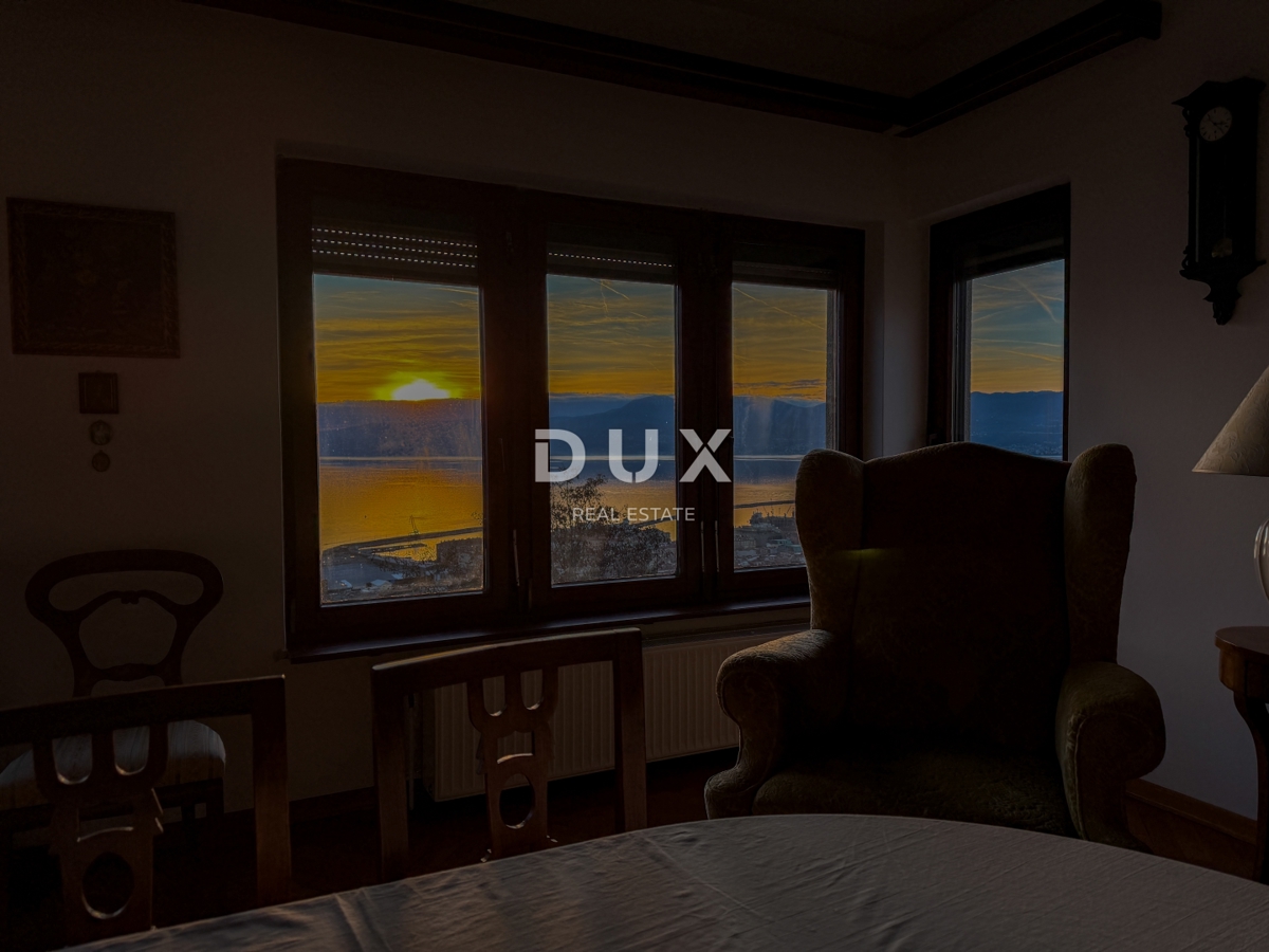 RIJEKA, TRSAT - piano di una casa privata con una splendida vista sul mare, posizione privilegiata sopra il centro di Rijeka