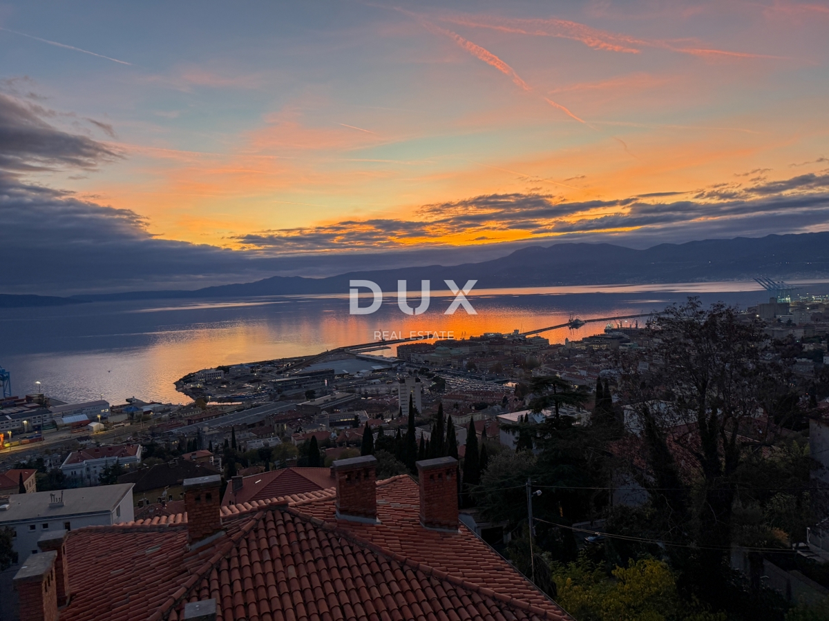 RIJEKA, TRSAT - piano di una casa privata con una splendida vista sul mare, posizione privilegiata sopra il centro di Rijeka