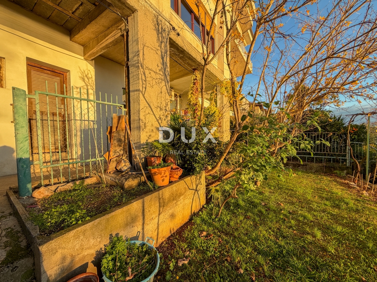 RIJEKA, TRSAT - piano di una casa privata con una splendida vista sul mare, posizione privilegiata sopra il centro di Rijeka