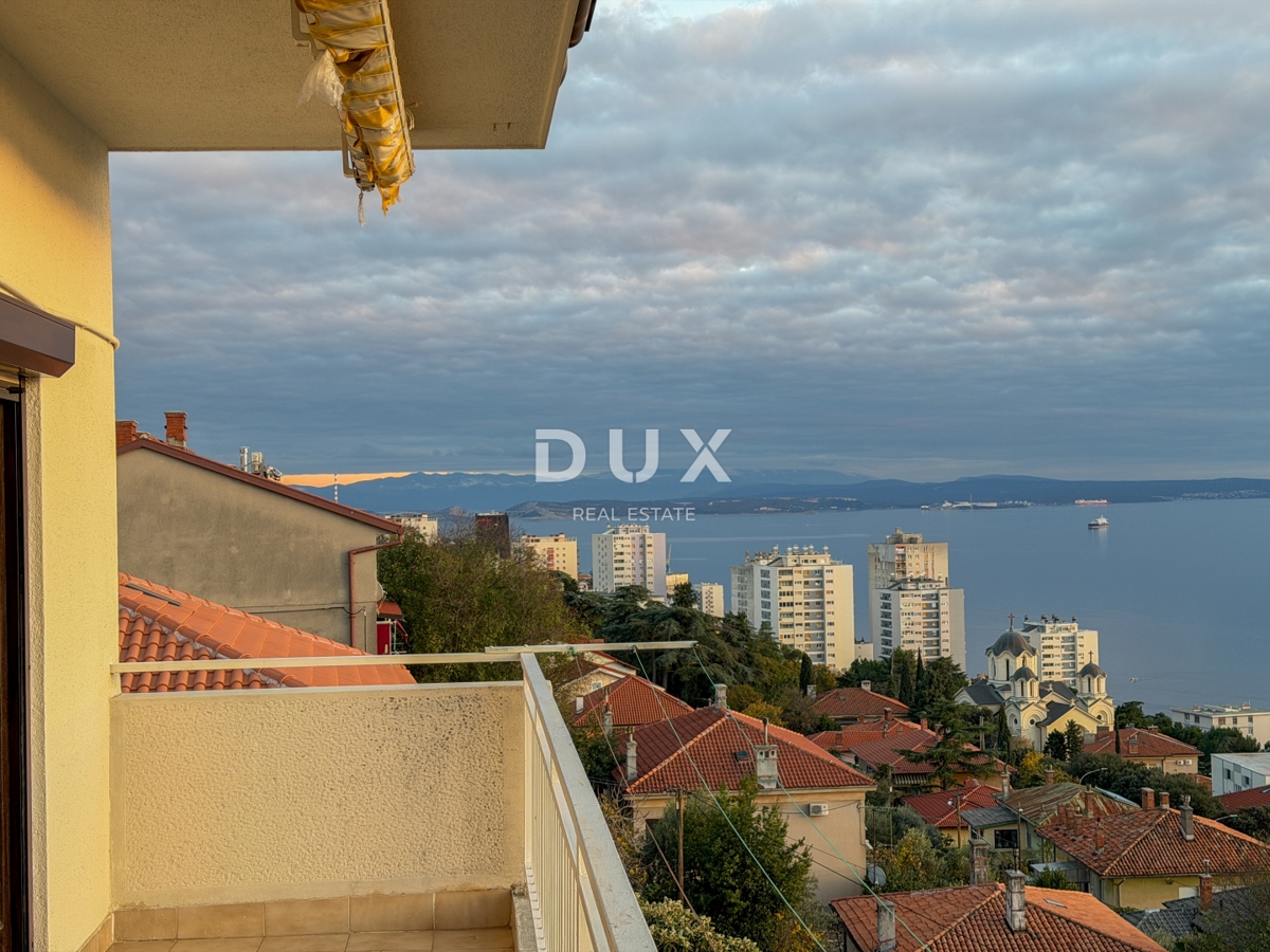 RIJEKA, TRSAT - piano di una casa privata con una splendida vista sul mare, posizione privilegiata sopra il centro di Rijeka
