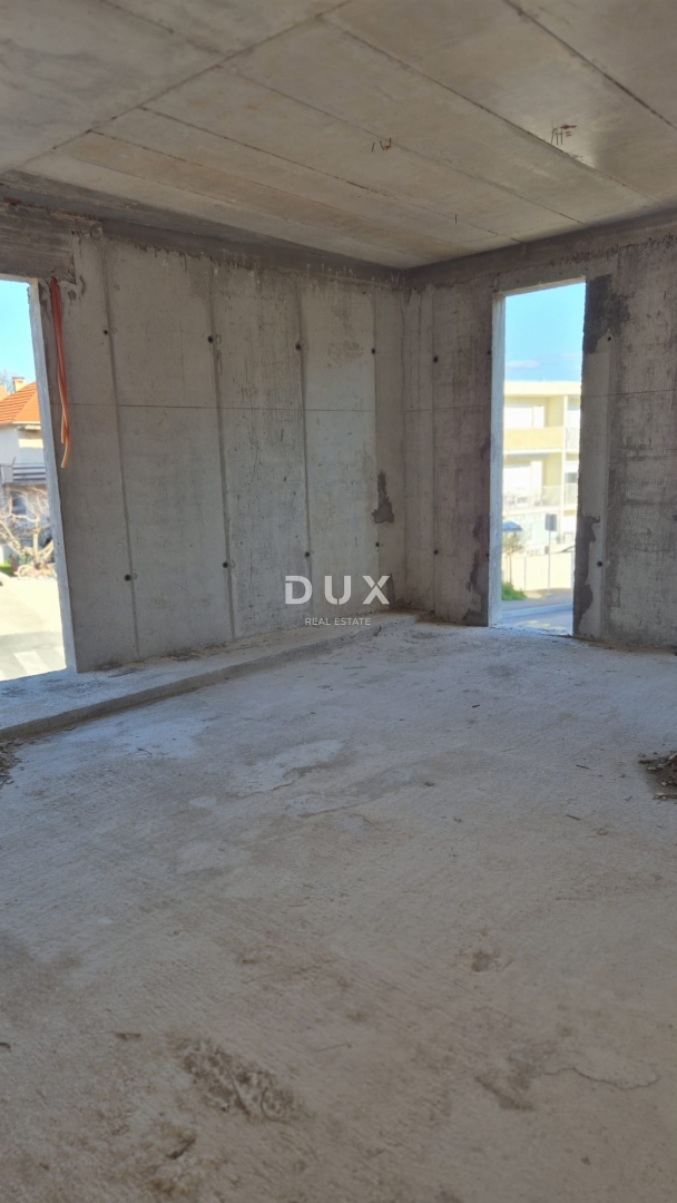 ZADAR, PLOVANIJA - OCCASIONE! Nuova costruzione in posizione strategica!