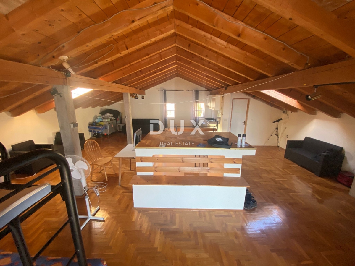 OPATIJA, BREGI - casa indipendente 400 m2 + giardino 826 m2 + 3 garage con vista mare! OCCASIONE!