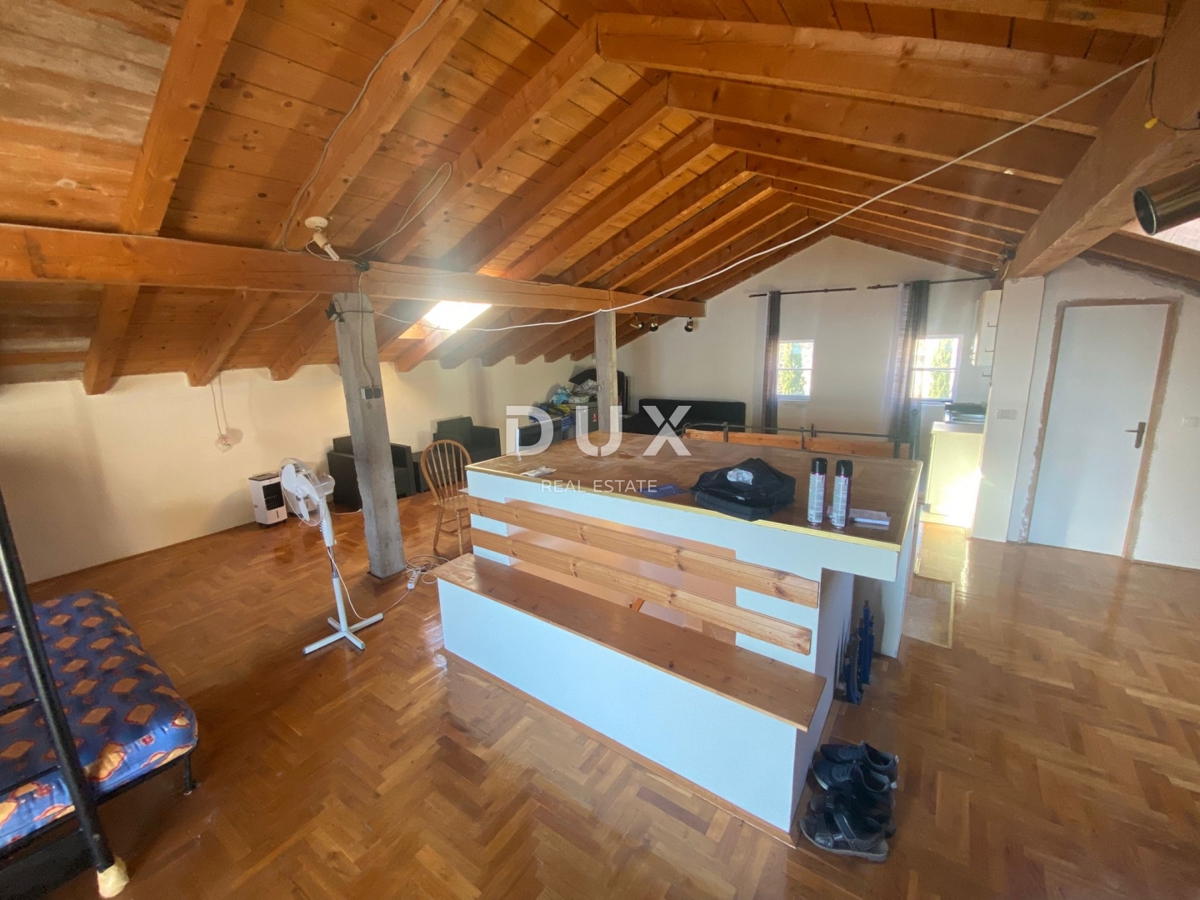 OPATIJA, BREGI - casa indipendente 400 m2 + giardino 826 m2 + 3 garage con vista mare! OCCASIONE!