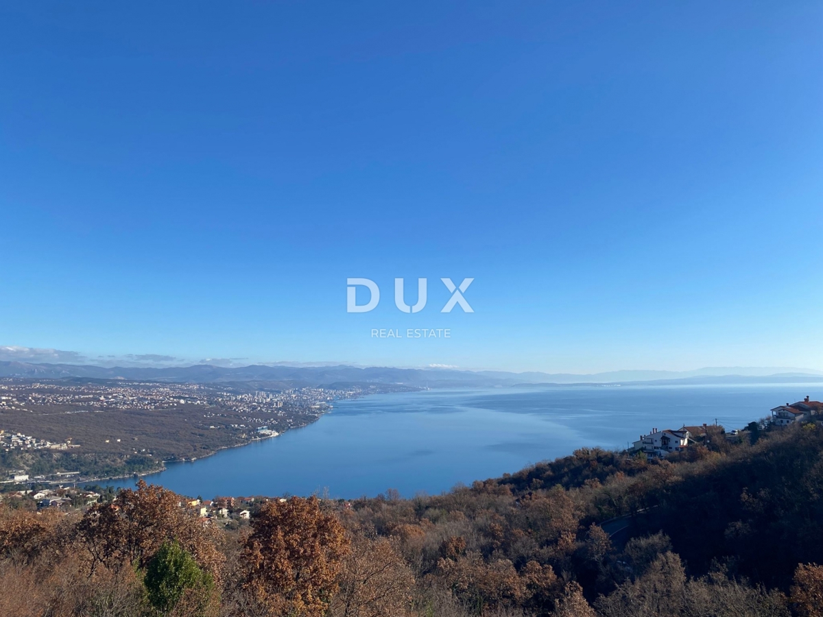 OPATIJA, BREGI - casa indipendente 400 m2 + giardino 826 m2 + 3 garage con vista mare! OCCASIONE!