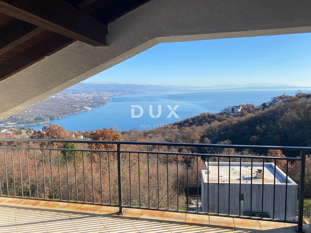 OPATIJA, BREGI - casa indipendente 400 m2 + giardino 826 m2 + 3 garage con vista mare! OCCASIONE!