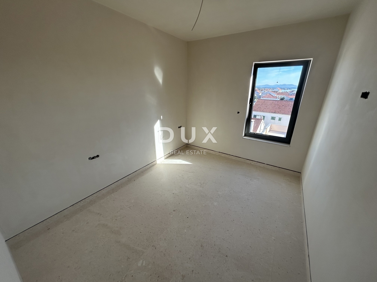 ŠIBENIK, VODICE - Attico di lusso con tre terrazze, ascensore e vista mare!