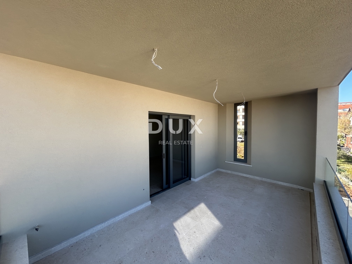 ŠIBENIK, VODICE - Attico di lusso con tre terrazze, ascensore e vista mare!