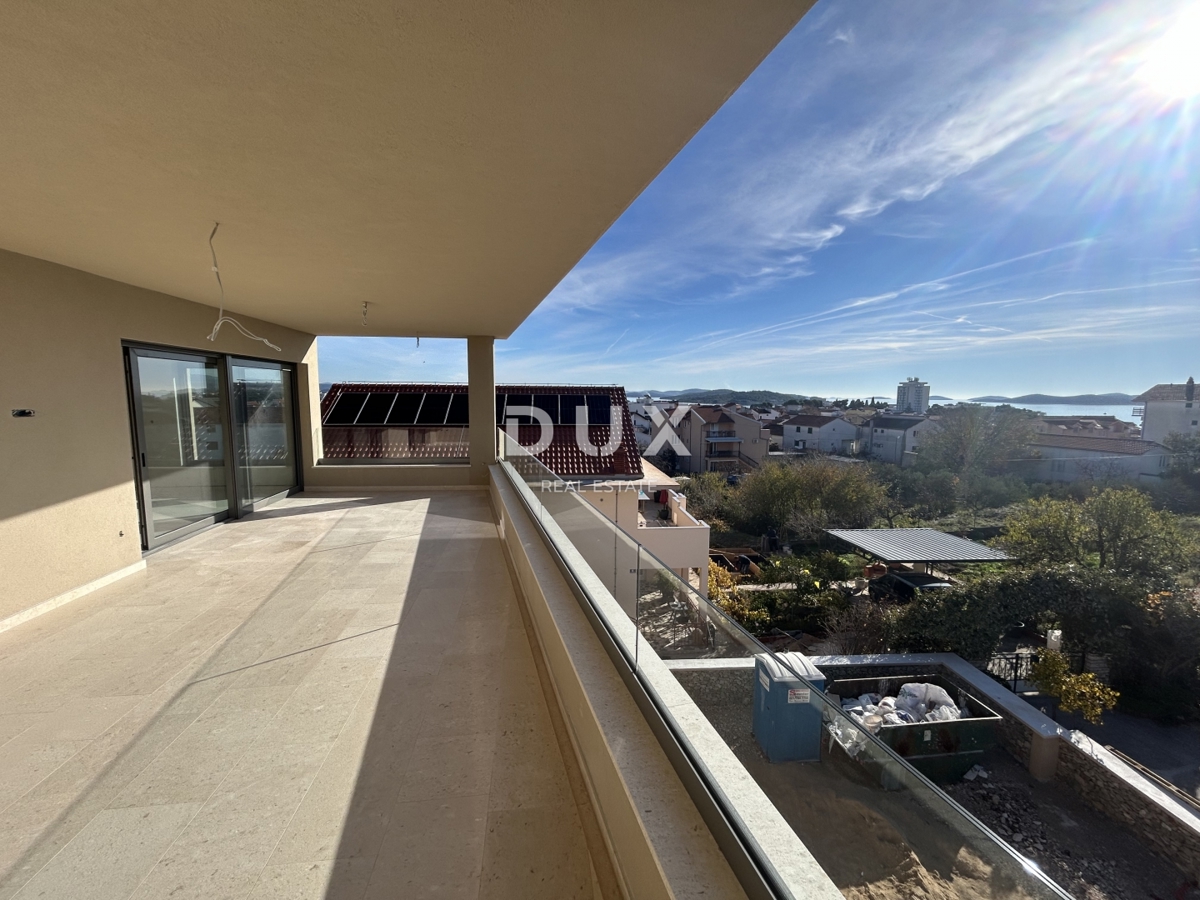 ŠIBENIK, VODICE - Attico di lusso con tre terrazze, ascensore e vista mare!