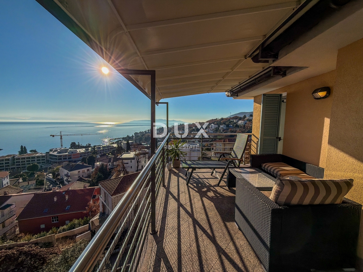 OPATIJA, IČIĆI - attico in una splendida villa sopra il resort Mariott, garage, a 300 metri dalla spiaggia