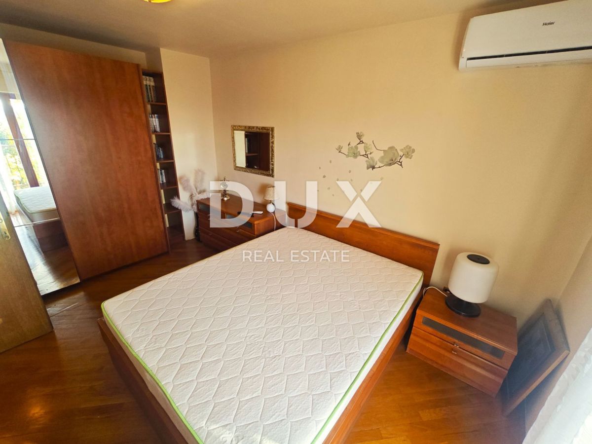 CRIKVENICA - Casa ristrutturata con due appartamenti, vista panoramica!