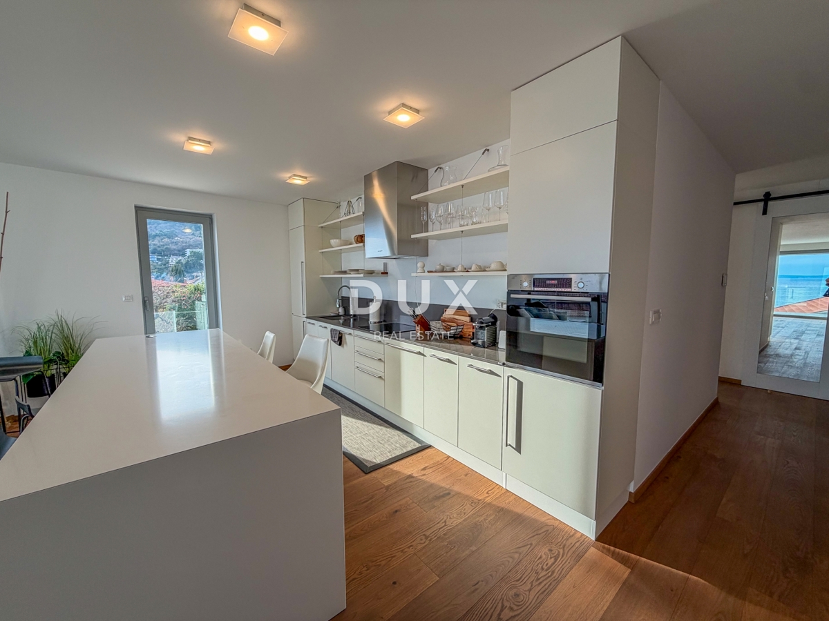 ABBAZIA, CENTRO - appartamento in un nuovo edificio di lusso completato con garage e piscina