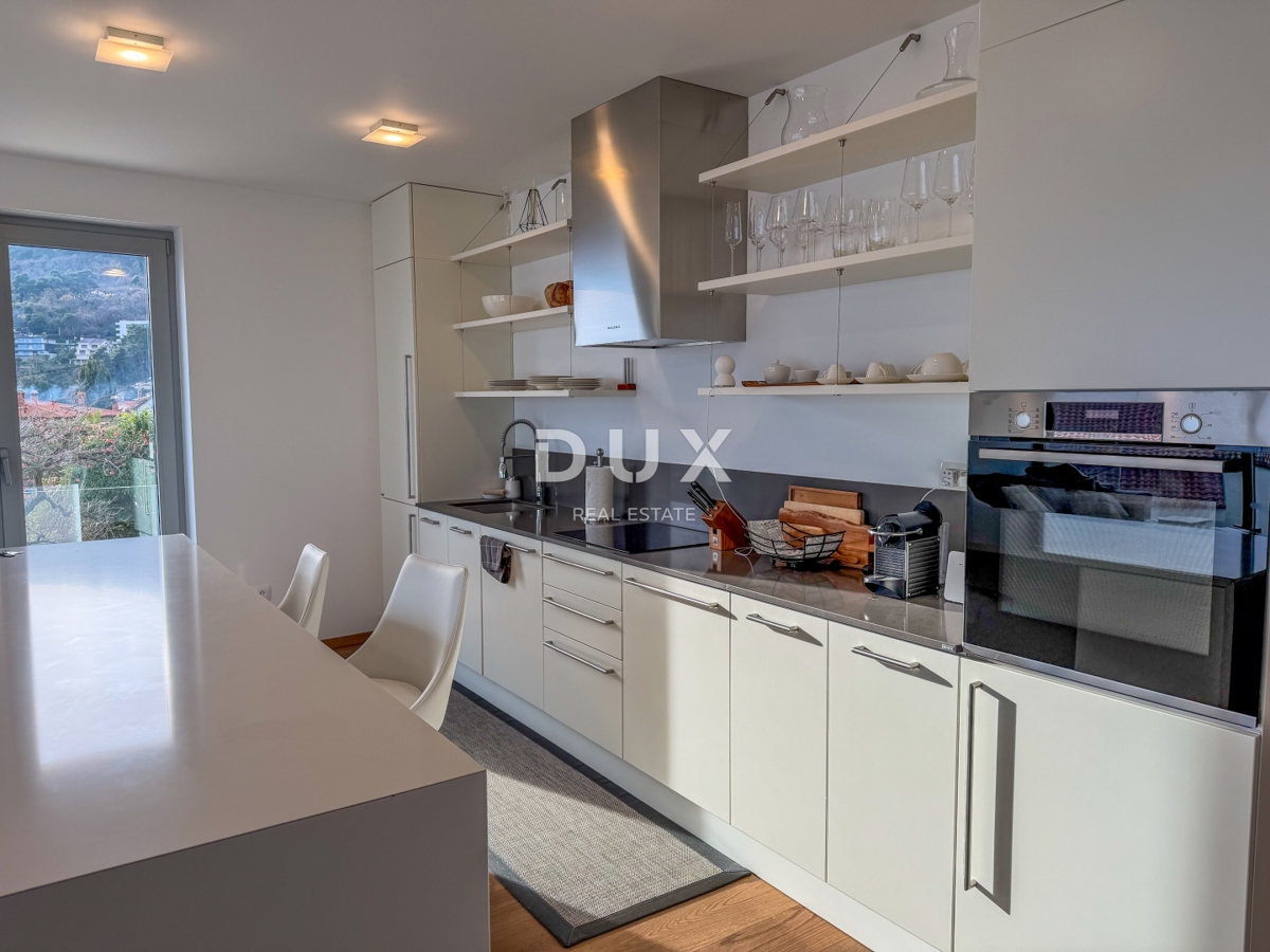 ABBAZIA, CENTRO - appartamento in un nuovo edificio di lusso completato con garage e piscina