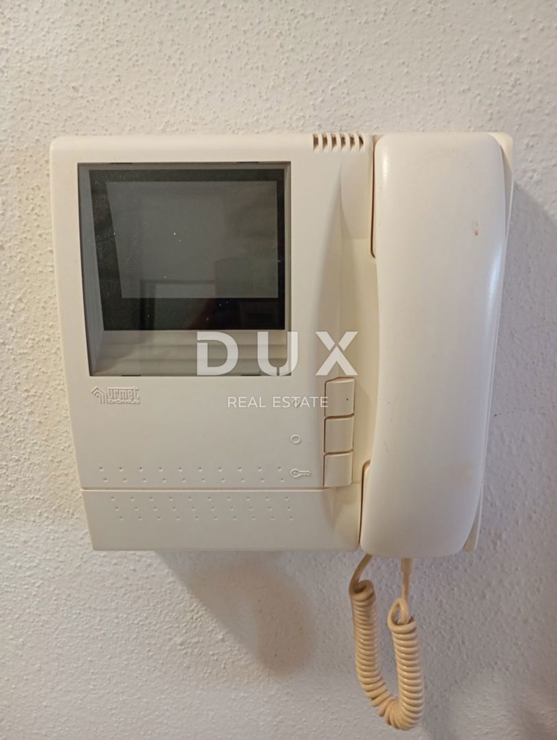 ISTRIA, POLA - Appartamento prima fila al mare 40 m2