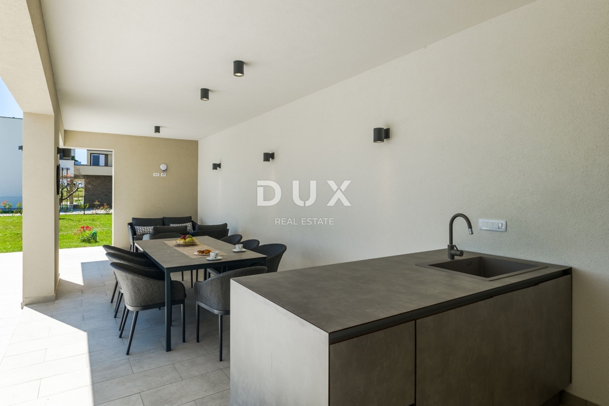 ISTRIA, VERTENIGLA – Due ville di lusso con piscina in un ambiente tranquillo