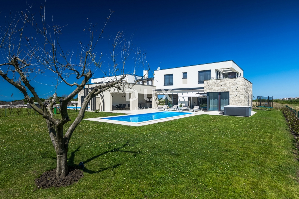 ISTRIA, VERTENIGLA – Due ville di lusso con piscina in un ambiente tranquillo