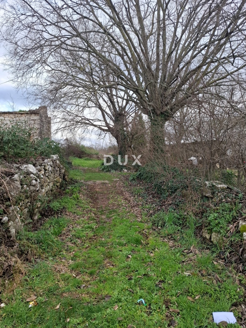 Terreno Sošići, Kanfanar, 380m2