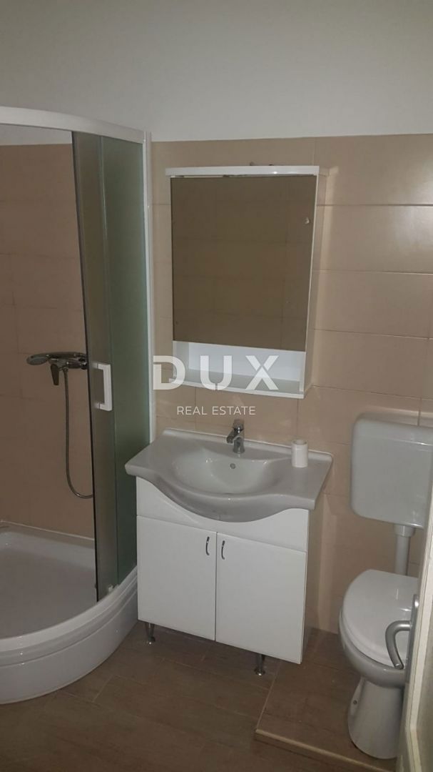 RIJEKA, CENTRO - Spazio ufficio di 133 m2 in pieno centro - ideale per un policlinico, sede aziendale