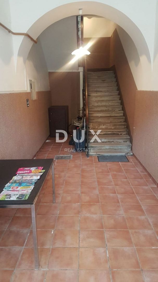 RIJEKA, CENTRO - Spazio ufficio di 133 m2 in pieno centro - ideale per un policlinico, sede aziendale