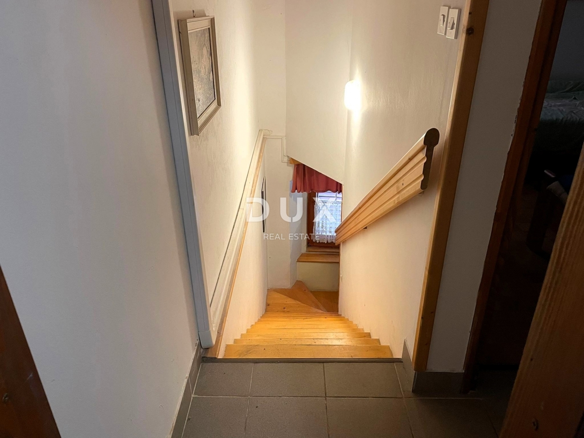 ISOLA DI KRK, PUNAT - Appartamento duplex 2 camere da letto + soggiorno