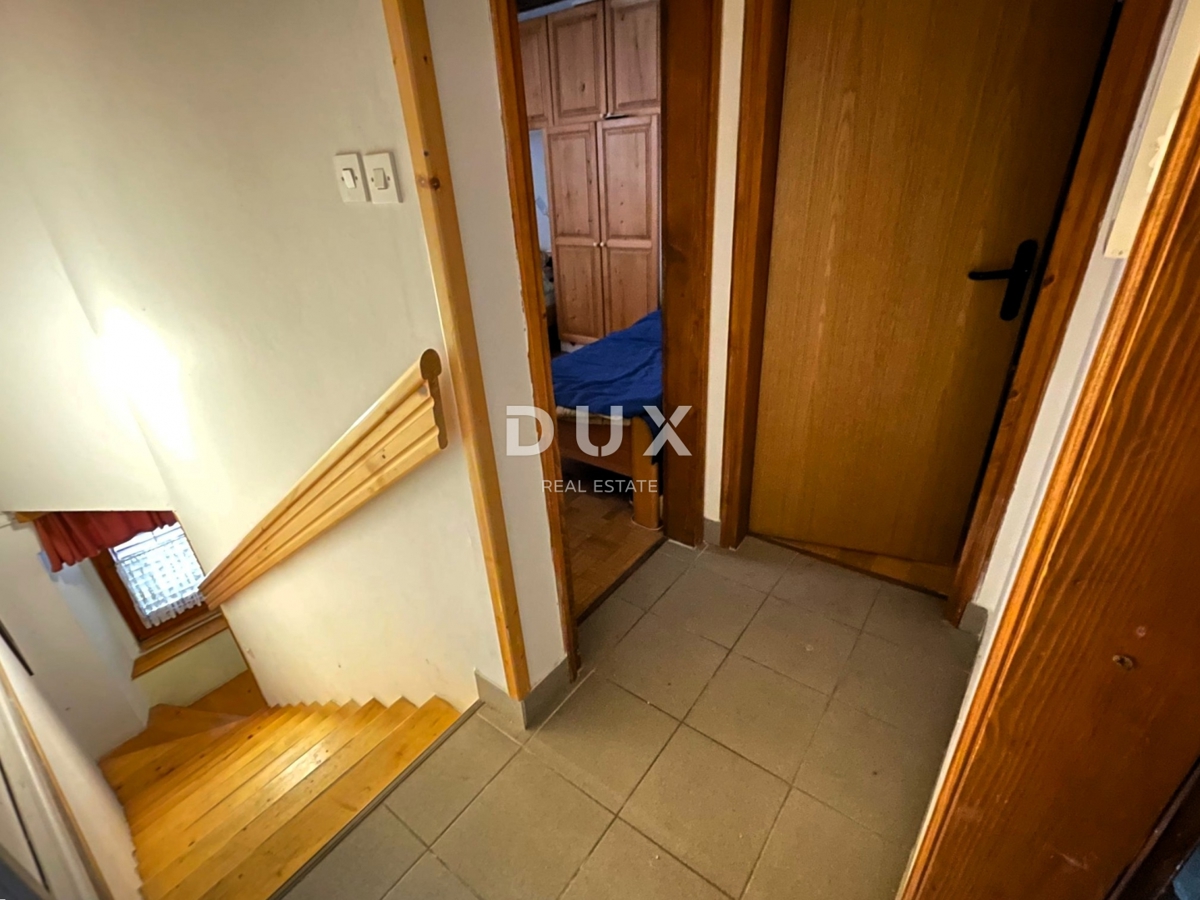 ISOLA DI KRK, PUNAT - Appartamento duplex 2 camere da letto + soggiorno