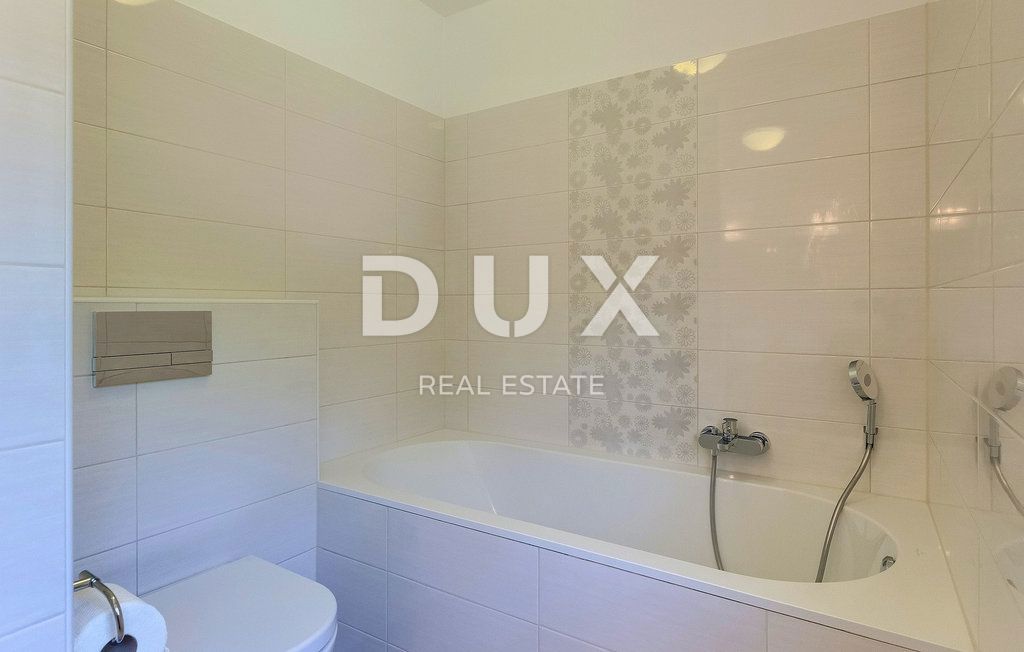 ISTRIA, ALBONA - Casa con piscina su ampio terreno e completa privacy