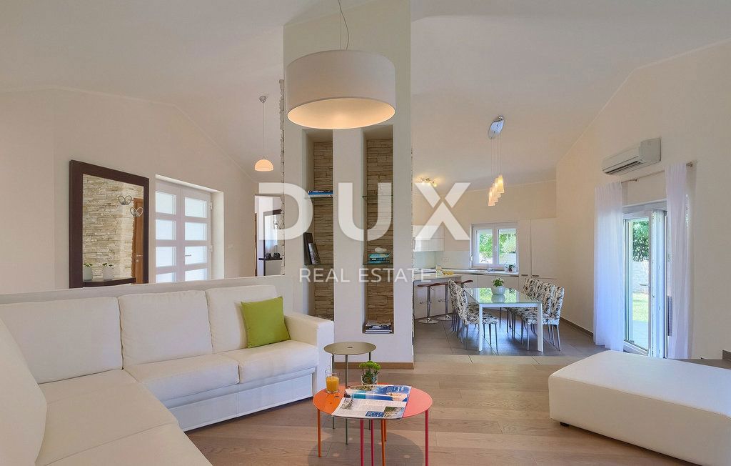 ISTRIA, ALBONA - Casa con piscina su ampio terreno e completa privacy