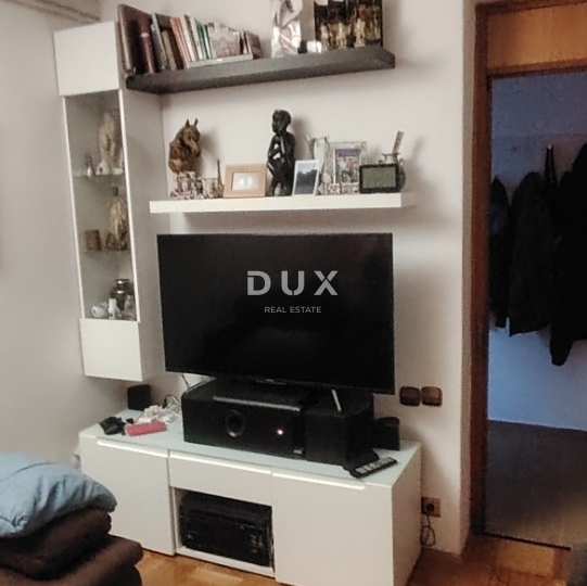 CRIKVENICA - 1 camera da letto + soggiorno, con vista mare