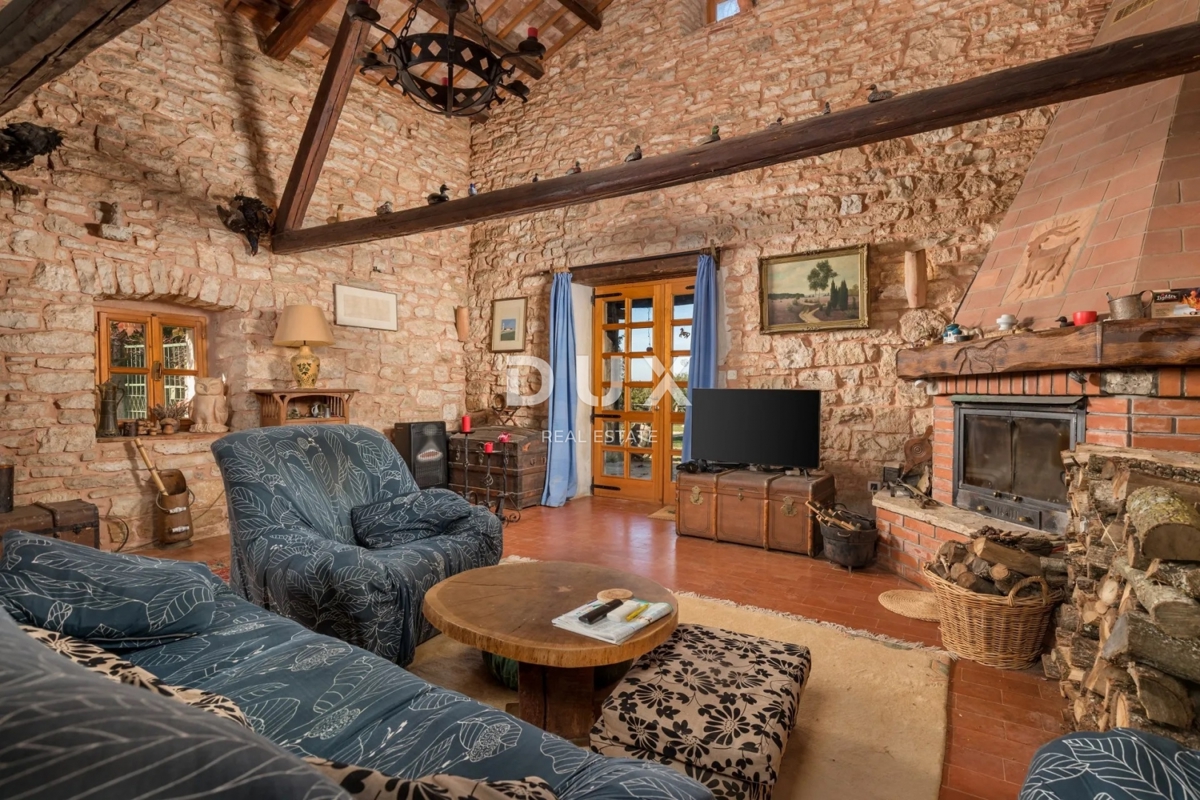 ISTRIA, SVETVINČENAT - Spaziosa tenuta istriana