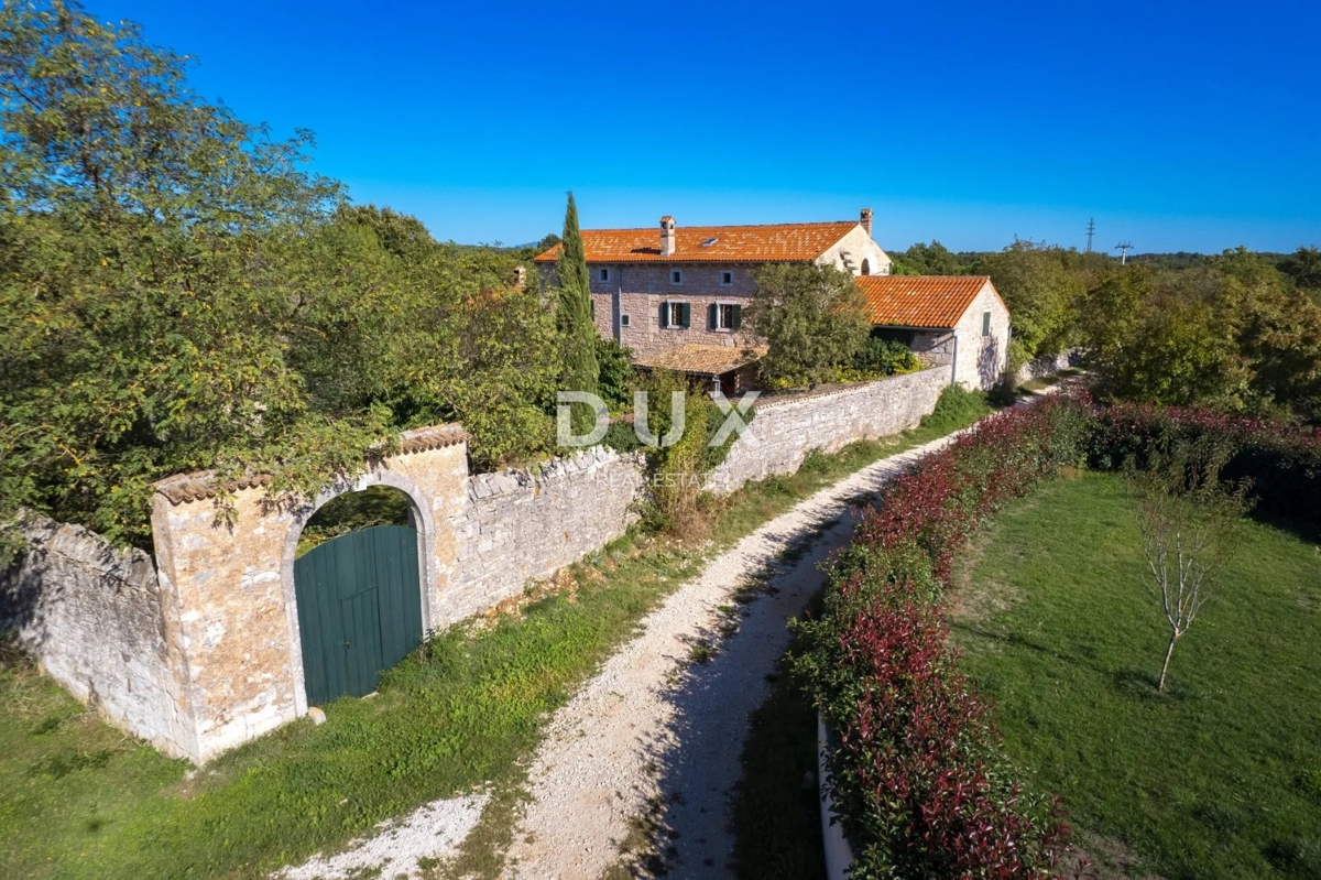 ISTRIA, SVETVINČENAT - Spaziosa tenuta istriana