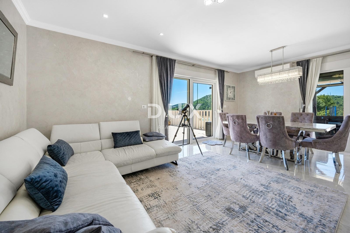 ŠIBENIK, BILICE – Casa moderna con 2 terrazze e giardino paesaggistico