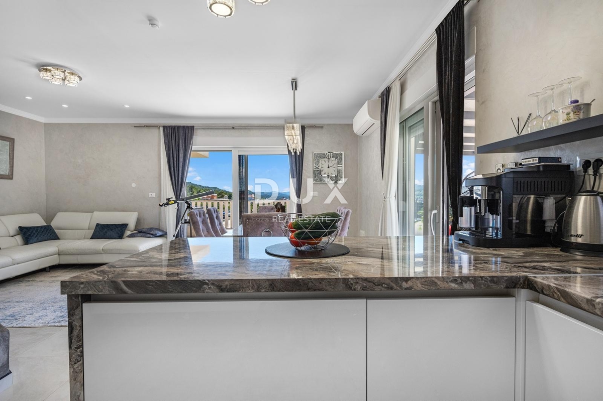 ŠIBENIK, BILICE – Casa moderna con 2 terrazze e giardino paesaggistico