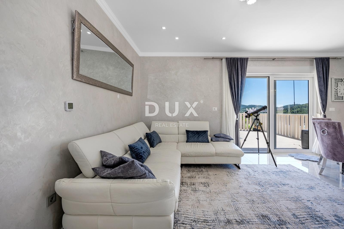 ŠIBENIK, BILICE – Casa moderna con 2 terrazze e giardino paesaggistico