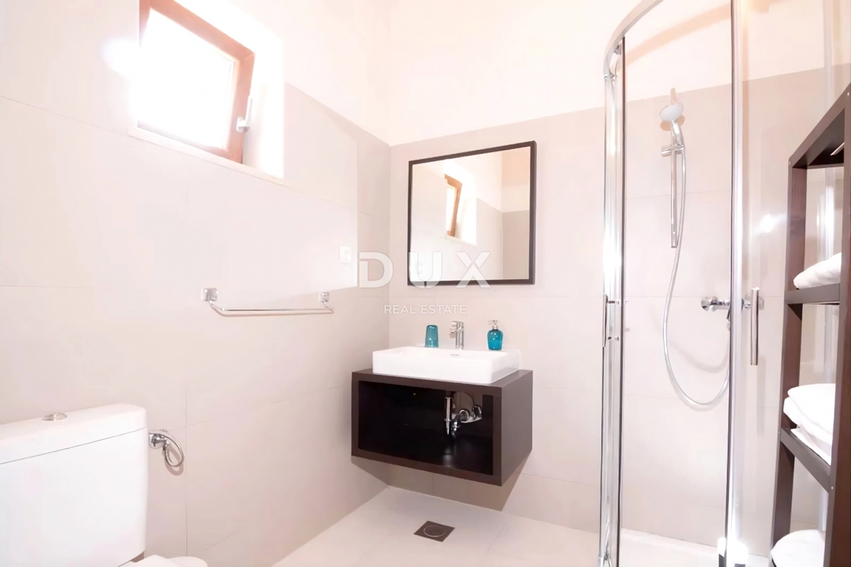 ISTRIA, BARBAN - Casa mediterranea con piscina