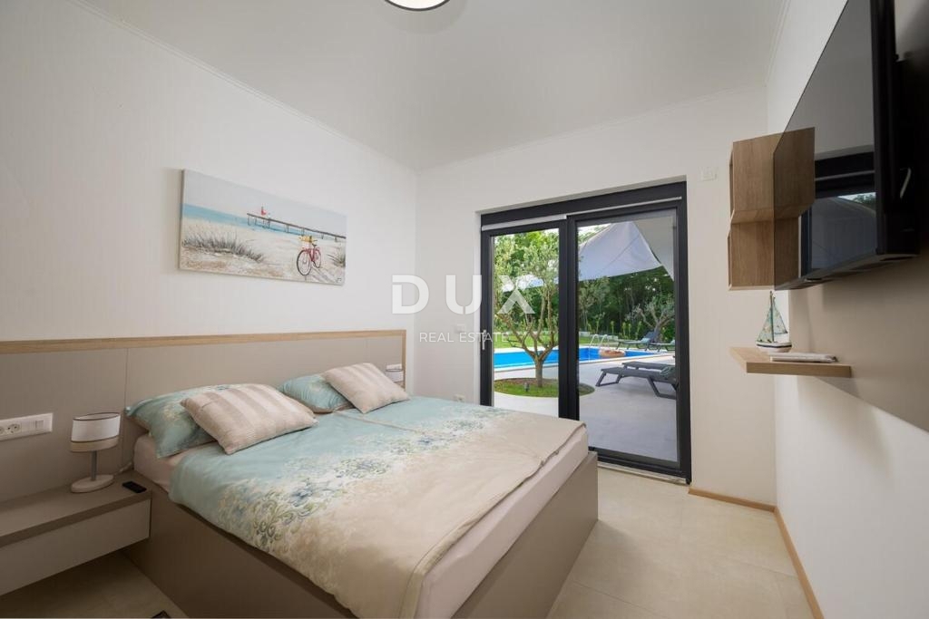 ISTRIA, ROVIGNO - Nuova casa moderna a un piano situata in un ambiente tranquillo