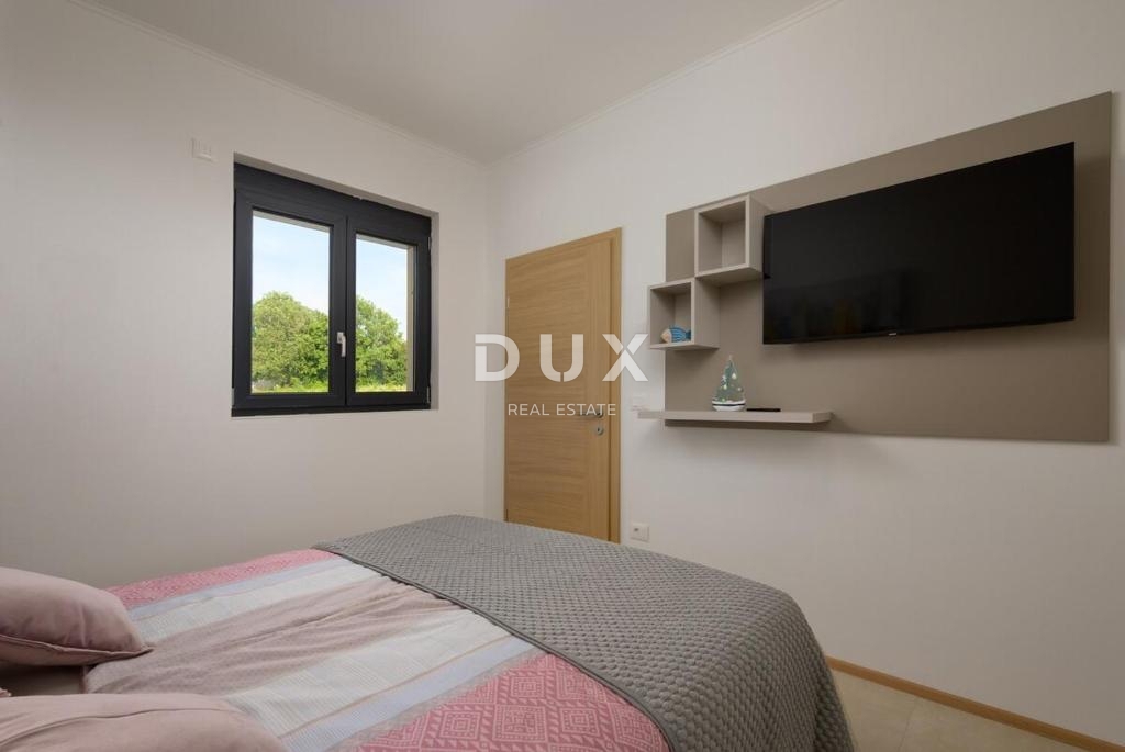 ISTRIA, ROVIGNO - Nuova casa moderna a un piano situata in un ambiente tranquillo