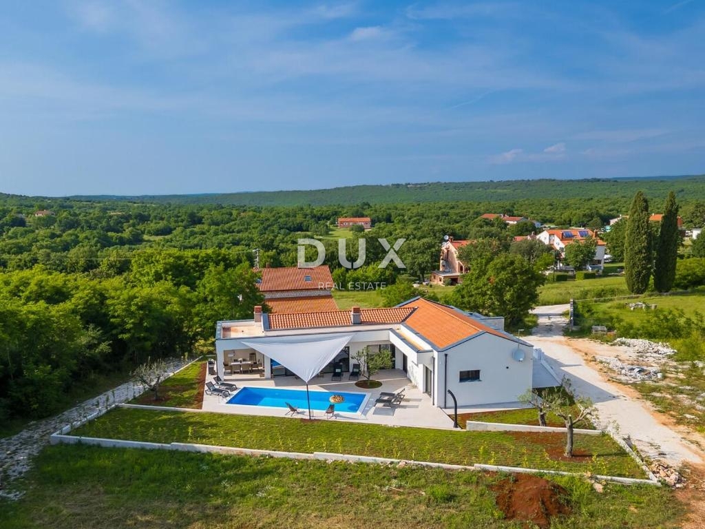 ISTRIA, ROVIGNO - Nuova casa moderna a un piano situata in un ambiente tranquillo