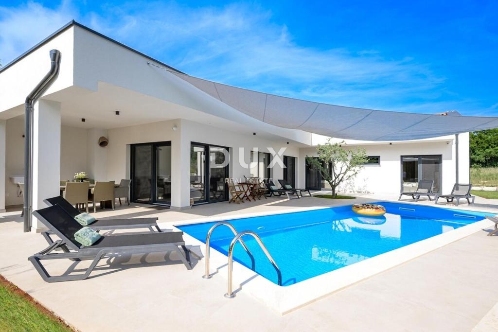 ISTRIA, ROVIGNO - Nuova casa moderna a un piano situata in un ambiente tranquillo