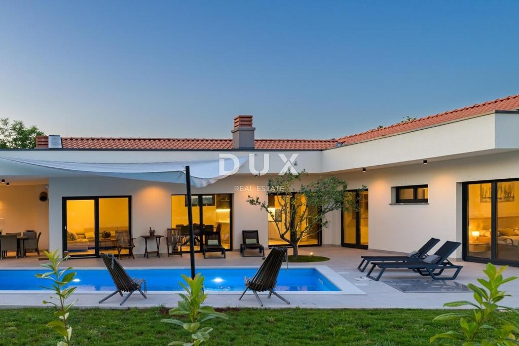 ISTRIA, ROVIGNO - Nuova casa moderna a un piano situata in un ambiente tranquillo