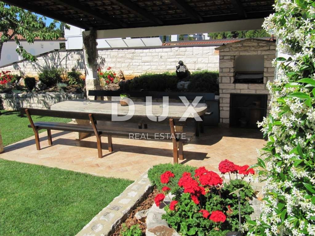 ISTRIA, UMAG - Bellezza di pietra prima fila al mare