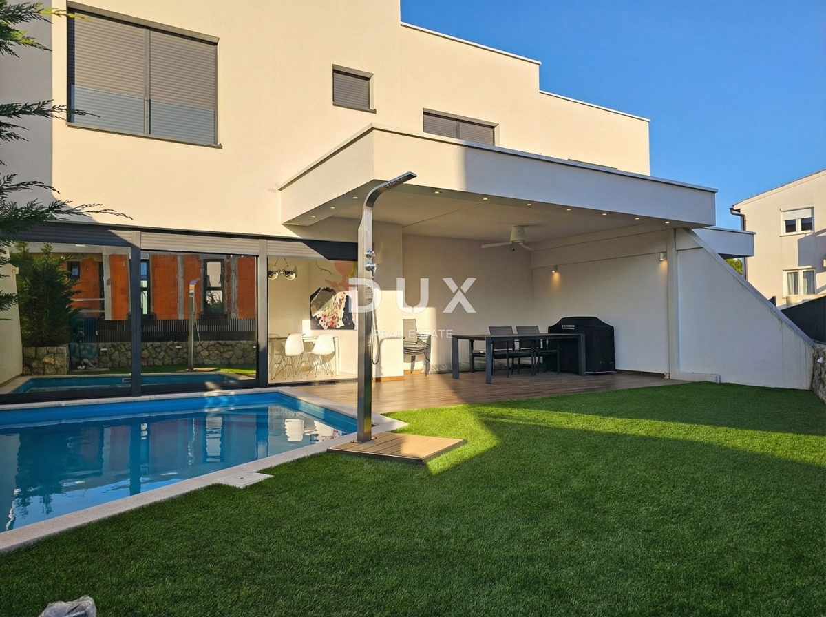 ISOLA DI KRK - Fantastica casa con piscina riscaldata e giardino privato