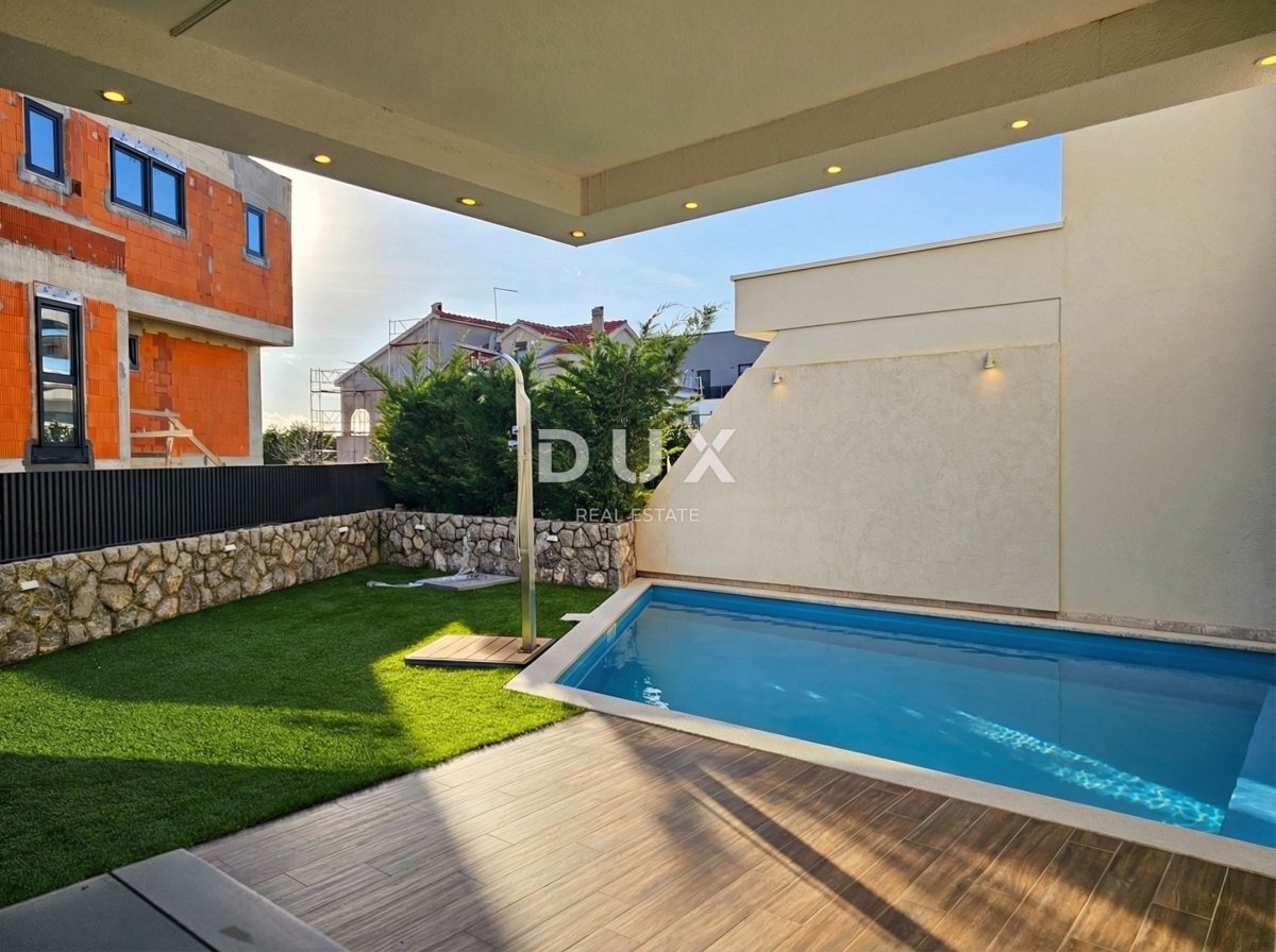 ISOLA DI KRK - Fantastica casa con piscina riscaldata e giardino privato