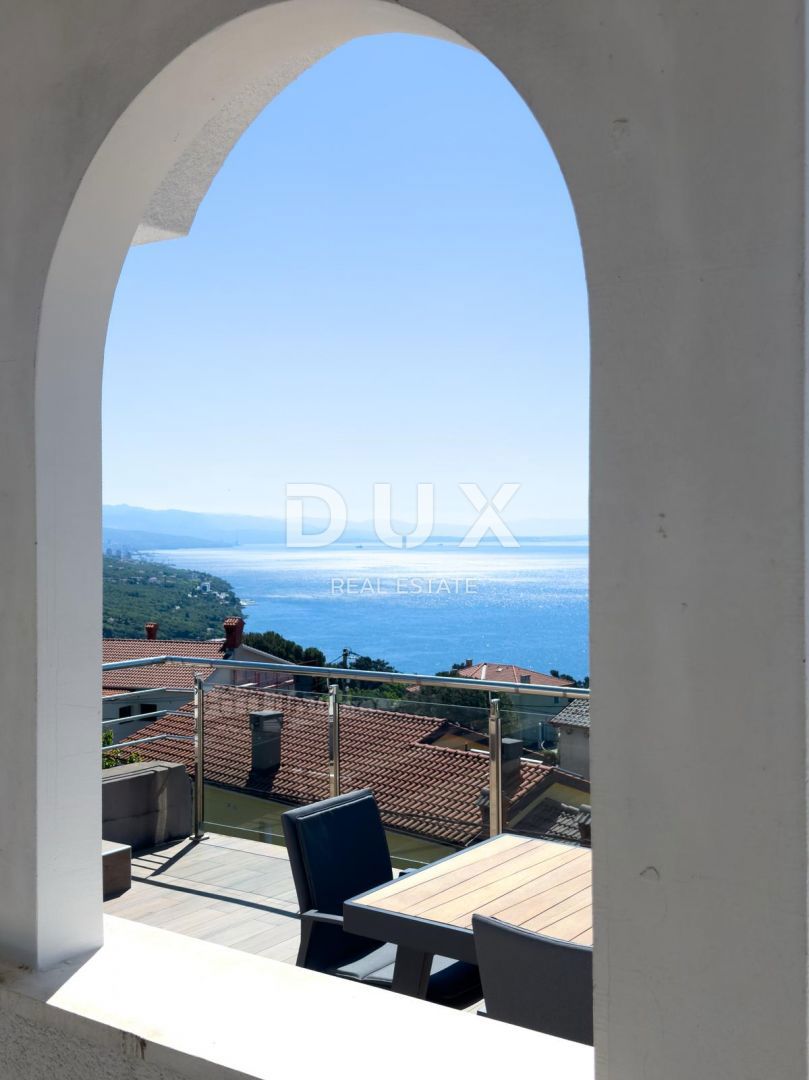 OPATIJA, POBRI - Vendita di appartamento di design con vista panoramica sul mare