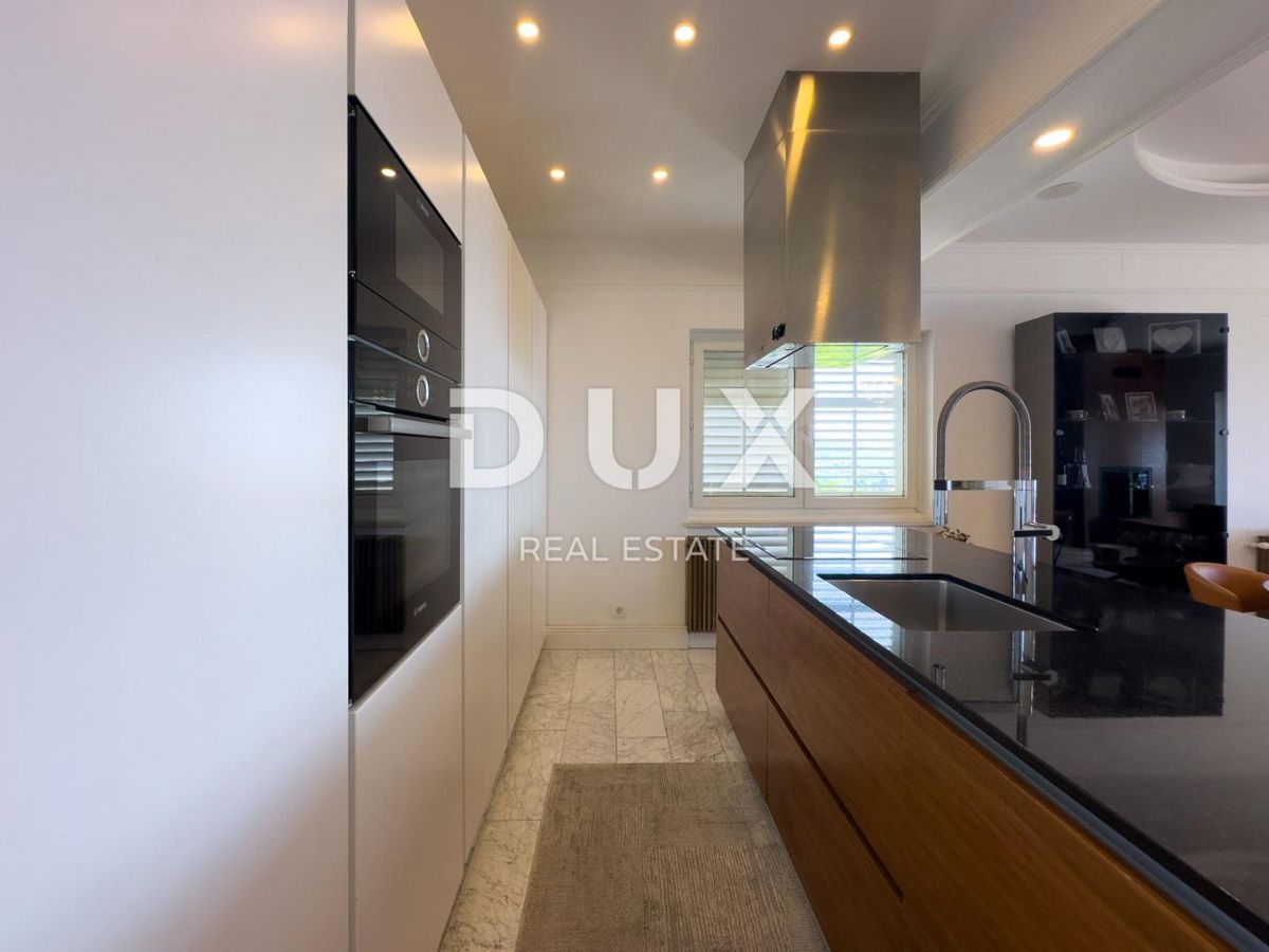 OPATIJA, POBRI - Vendita di appartamento di design con vista panoramica sul mare