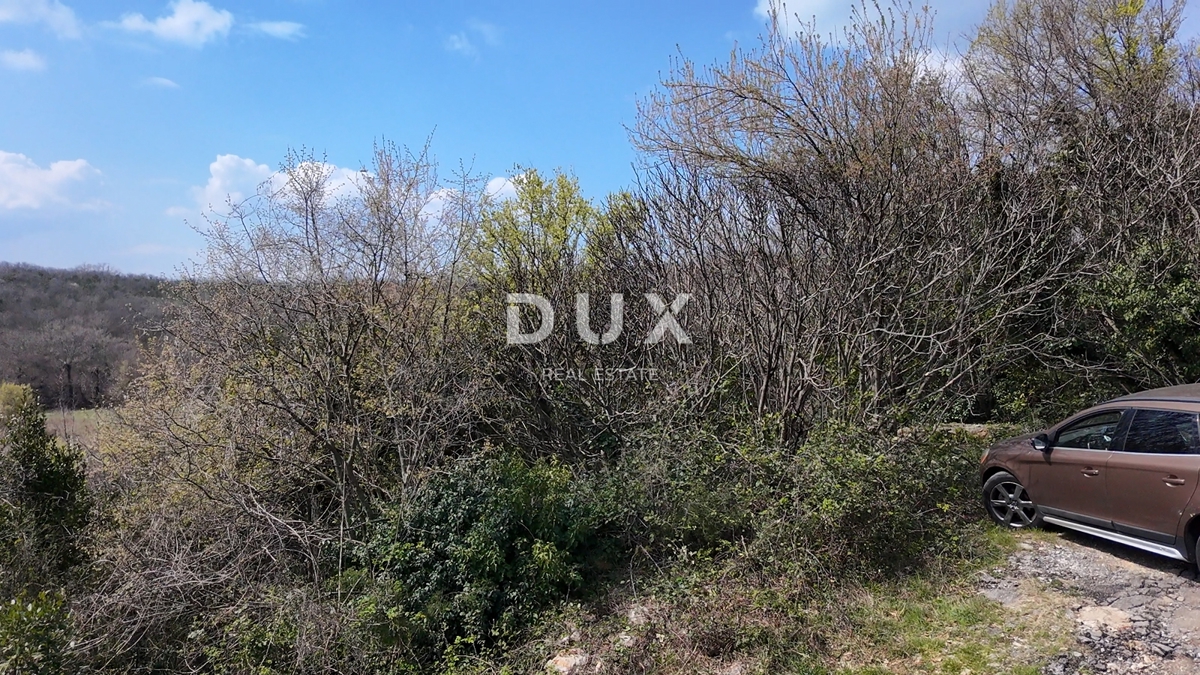 CRIKVENICA - URGENTE – RARO SUL MERCATO! - 800 m² di terreno con casa