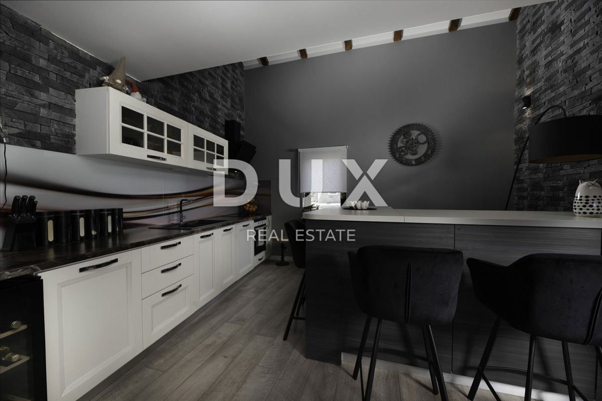 Isola di Krk - Lussuosa villa in pietra con piscina