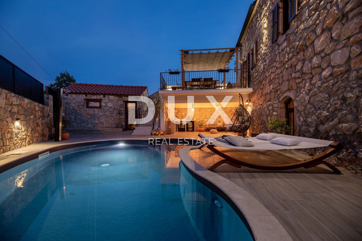 Isola di Krk - Lussuosa villa in pietra con piscina