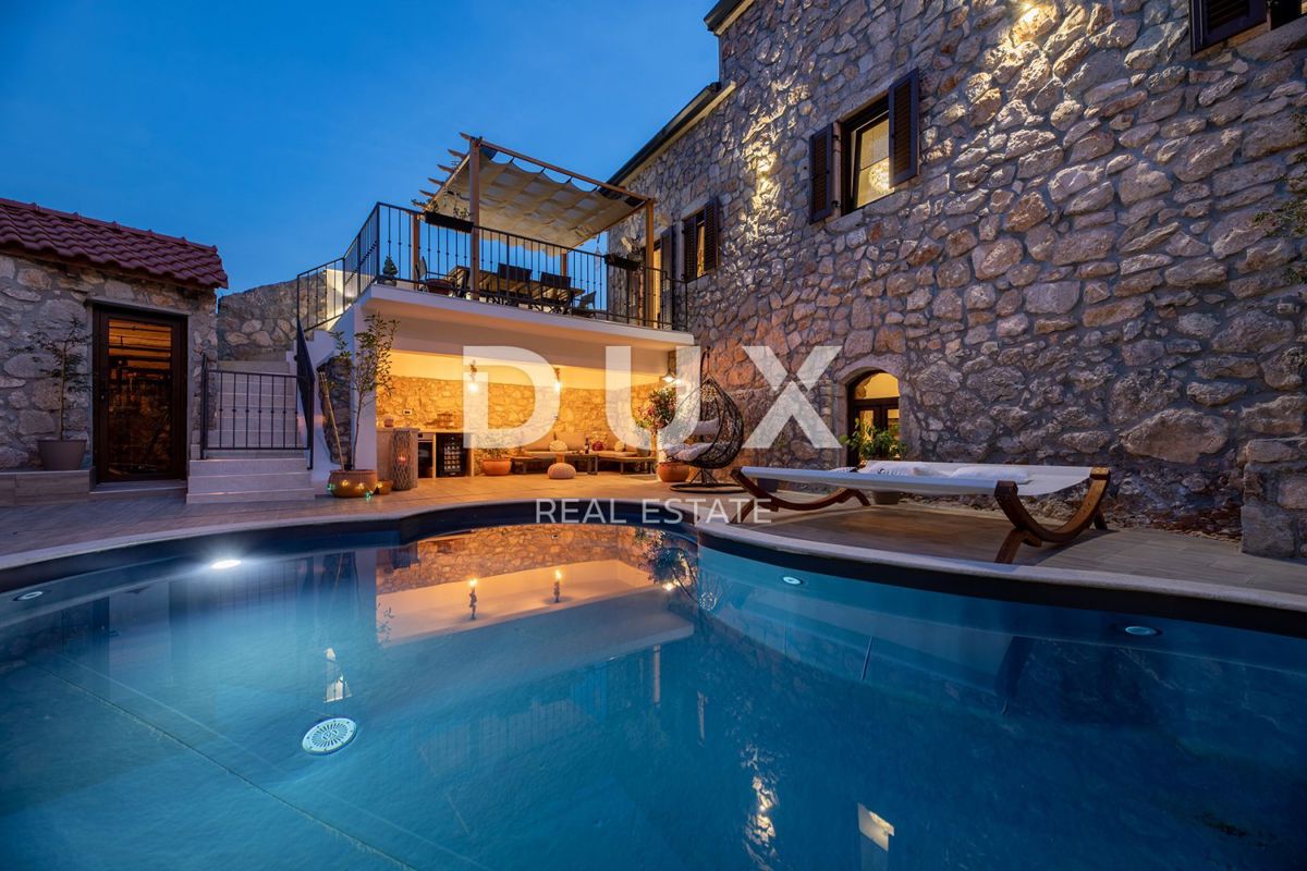 Isola di Krk - Lussuosa villa in pietra con piscina